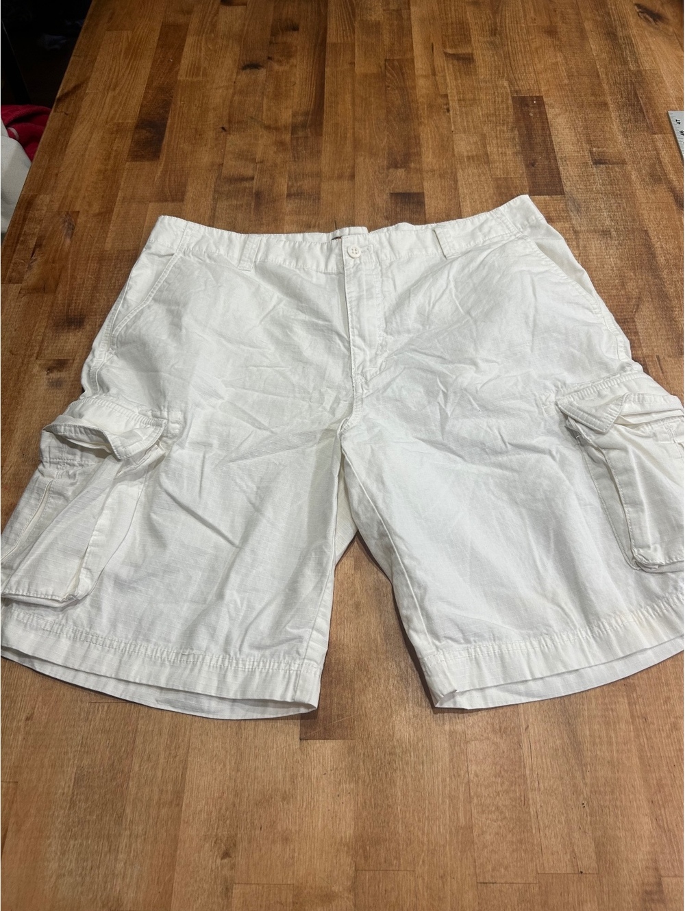 Bass Pro Shops Men's White Cotton Cargo Shorts Size 38